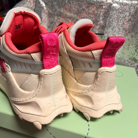 off white shoes - Picture 2 of 7